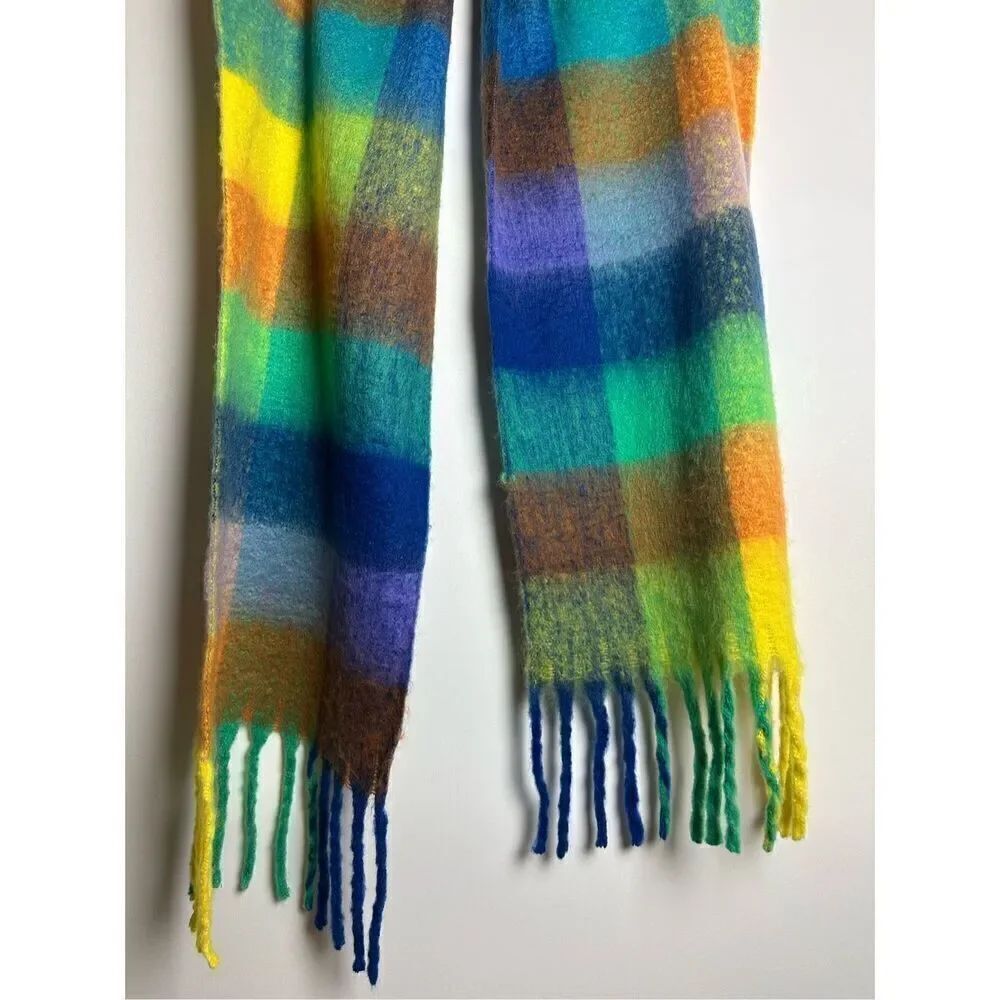 Multi color oversized scarf - Picture 2 of 8